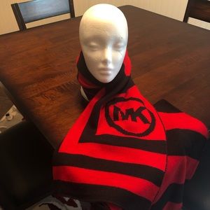 Micheal Kors Scarf